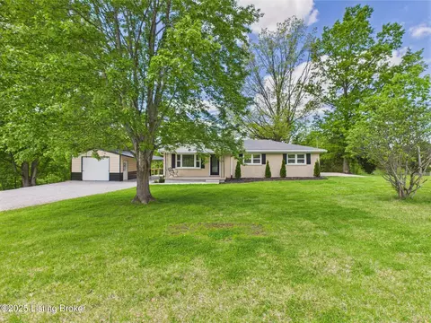 411 Cabin Ln, Mount Washington, KY 40047