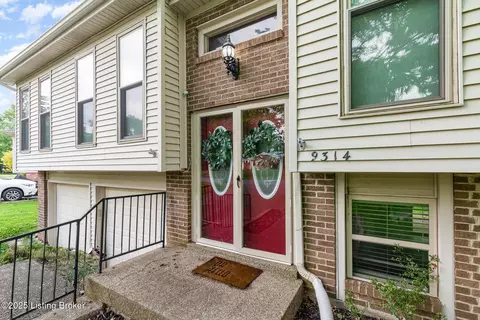 9314 Tiverton Way, Louisville, KY 40242