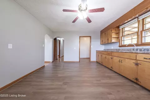 9135 N Hwy 261, Webster, KY 40176 photo 14