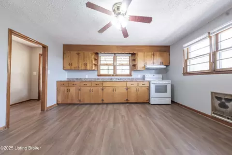 9135 N Hwy 261, Webster, KY 40176 photo 15