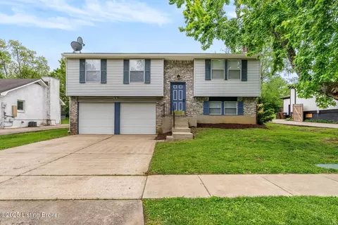 9302 Loch Lea Ln, Louisville, KY 40291