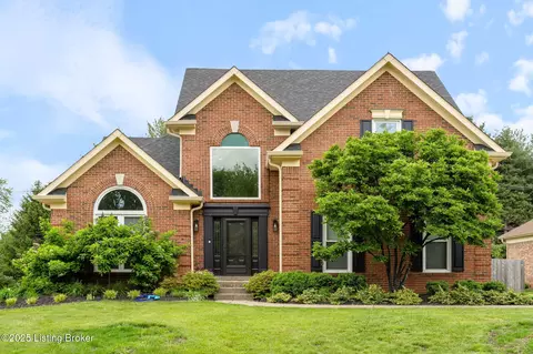 8712 Glenfield Way, Louisville, KY 40241