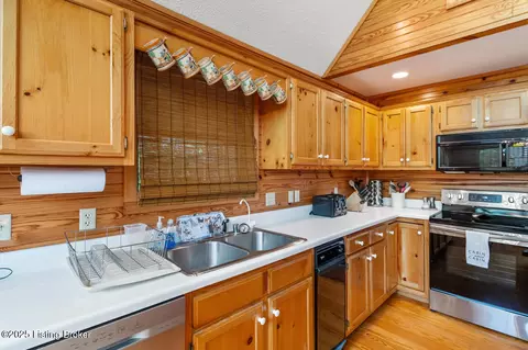 657 Penn Run Rd, Bee Spring, KY 42207 photo 11