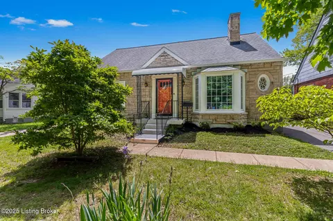 3128 Eagle Pass, Louisville, KY 40213
