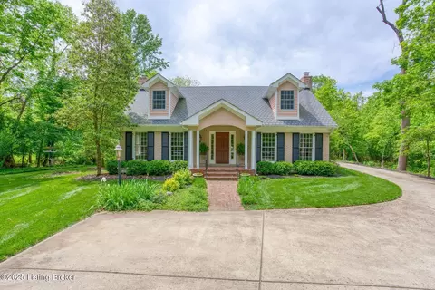 1802 Evergreen Rd, Anchorage, KY 40223