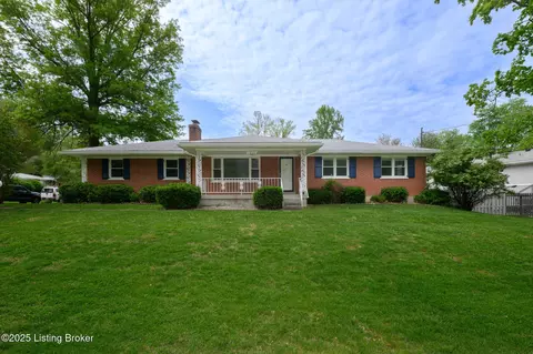 1600 Tunisian Way, Louisville, KY 40214