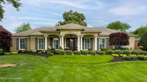 307 Brentford Ct, Louisville, KY 40243