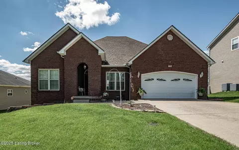 151 Tuscany Ln, Vine Grove, KY 40175