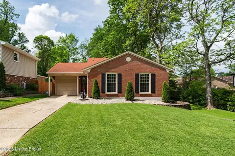 8200 Casualwood Way, Louisville, KY 40291