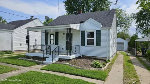 1024 Berry Blvd, Louisville, KY 40215