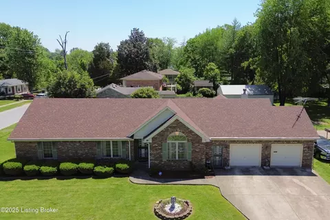 7601 Greenfield Ave, Louisville, KY 40214