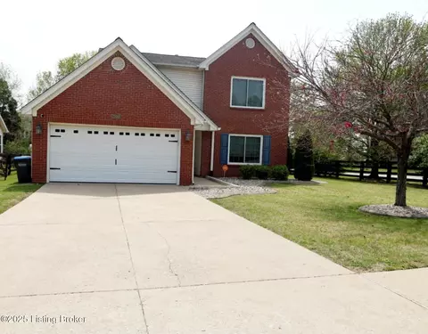 7200 Quindero Run Rd, Louisville, KY 40228