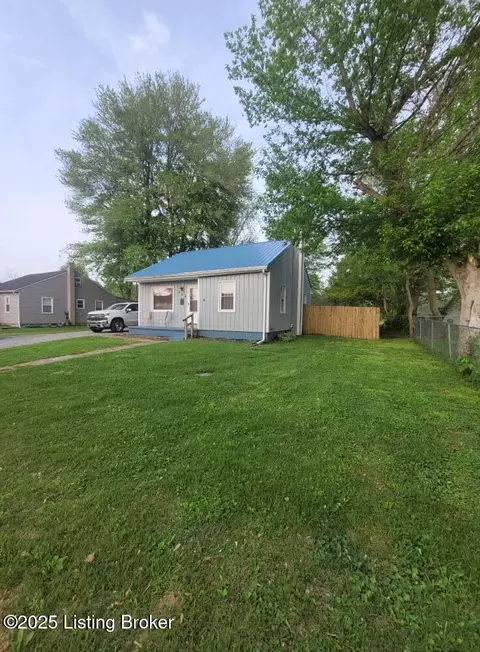 906 Kelly St, Carrollton, KY 41008