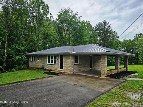 108 Patterson Ct, Campbellsville, KY 42718