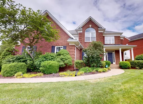 10513 Mountain Ash Ln, Prospect, KY 40059