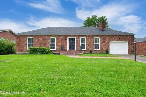 9706 Gateway Dr, Louisville, KY 40299