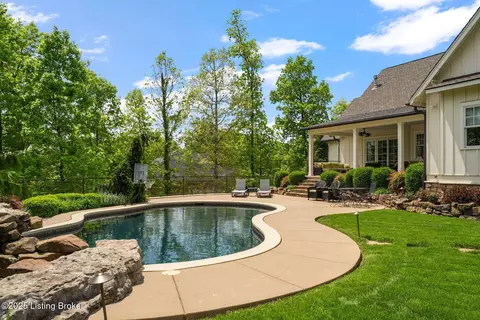 Exterior - 3003 Reflection Way, Floyds Knobs, IN 47119 photo 3 of 7