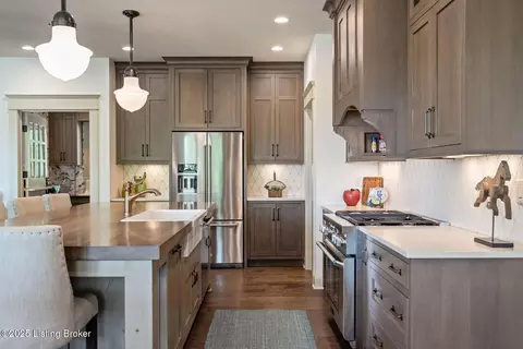 Kitchen - 3003 Reflection Way, Floyds Knobs, IN 47119 photo 3 of 5