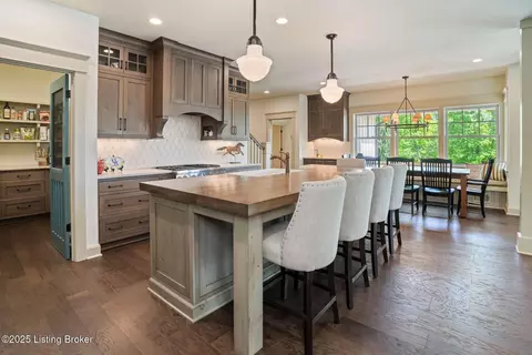 Kitchen - 3003 Reflection Way, Floyds Knobs, IN 47119 photo 2 of 5