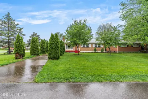 8214 Siesta Way, Louisville, KY 40219