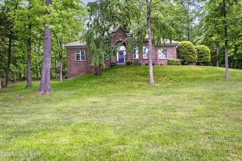 1605 Oakland Ct, La Grange, KY 40031