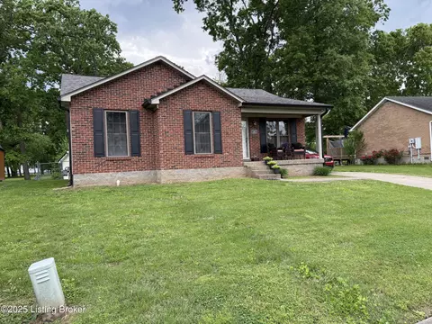 501 River Oaks Dr, Shepherdsville, KY 40165