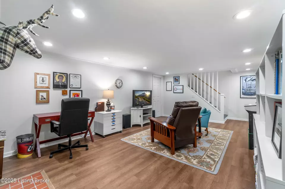 Other - 1716 Marwood Pl, Louisville, KY 40213 photo 7 of 10
