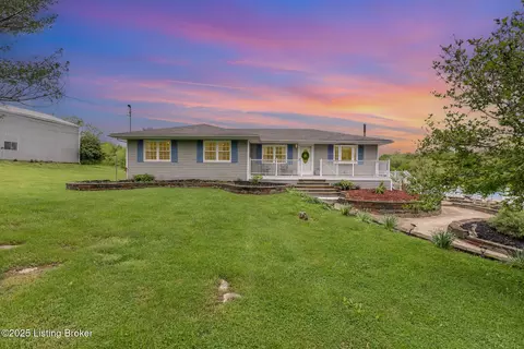 8615 Old Heady Rd, Louisville, KY 40299