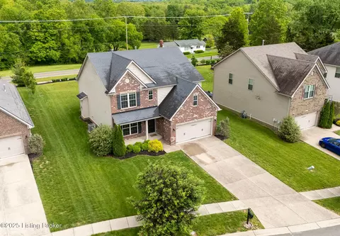 18007 Duckleigh Ln, Fisherville, KY 40023
