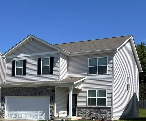 8005 Cedar Meadows Ln, Louisville, KY 40229