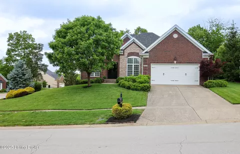1115 Malone Pl, Louisville, KY 40245