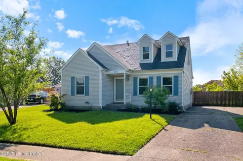 12233 Somerset Dr, Louisville, KY 40229
