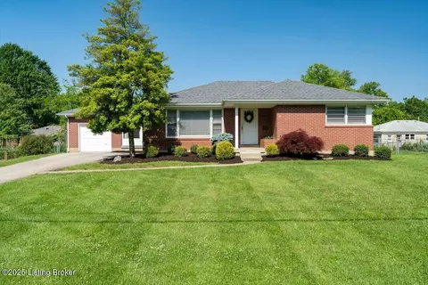 3110 Hewitt Ave, Louisville, KY 40220