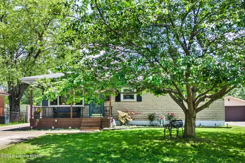 9705 Thor Ave, Louisville, KY 40229