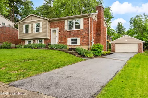 12505 Echo Bridge Rd, Louisville, KY 40243