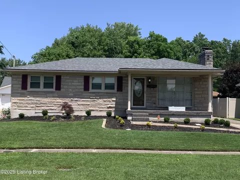 2329 Quinn Dr, Louisville, KY 40216