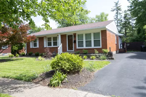 3553 Terrier Ln, Louisville, KY 40218