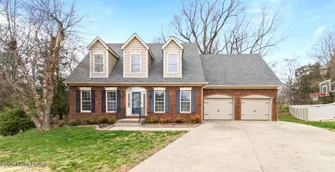 135 N Parkside Dr, Bardstown, KY 40004