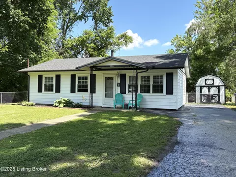 9901 Donerail Way, Louisville, KY 40272