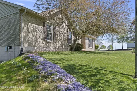 155 Mosley Ln, Bedford, KY 40006