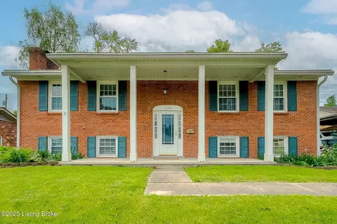 1132 Gainesway Dr, Lexington, KY 40517