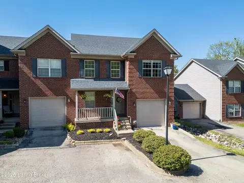 321 Lagrange Villa Dr, La Grange, KY 40031