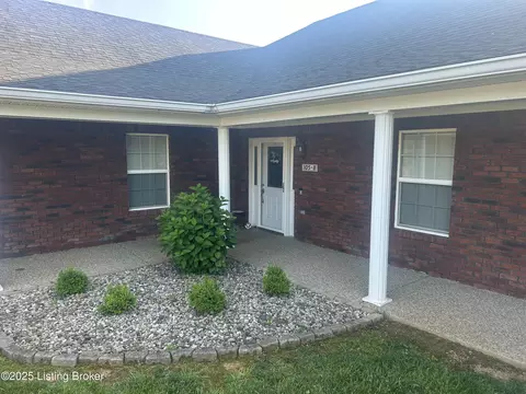 105 Twin Oaks Dr # B, Bardstown, KY 40004