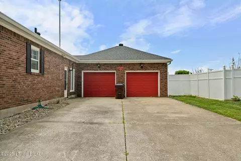 4904 Ruby Way, Shepherdsville, KY 40165 photo 36