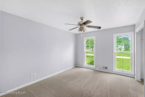 4904 Ruby Way, Shepherdsville, KY 40165 photo 21