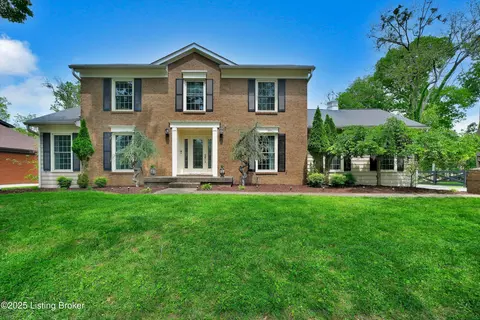 5601 Timber Ridge Dr, Prospect, KY 40059
