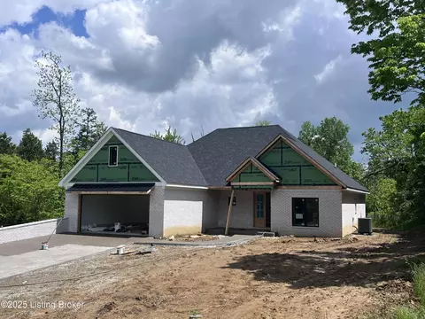 3103 Salt Lick Rd, Crestwood, KY 40014