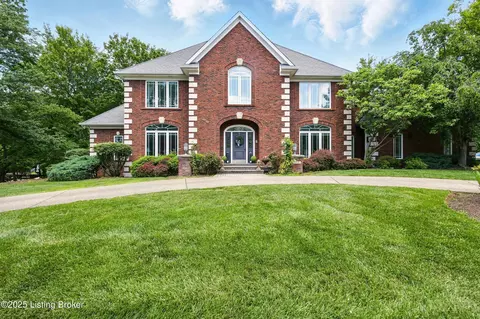 1014 Anchorage Woods Cir, Anchorage, KY 40223