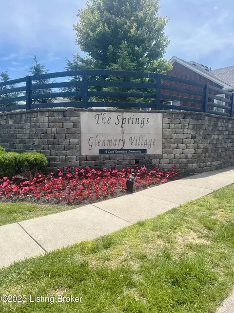 9903 Lindsey Springs Way #203, Louisville, KY 40291