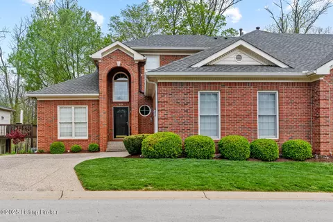 10121 Cave Creek Rd, Louisville, KY 40223